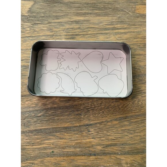 The Pampered Chef Mini Cutters 8 in Metal Tin - Picture 5 of 9